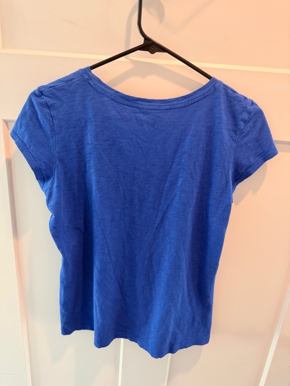 Tahari V Neck T Shirt Medium Blue Short Sleeve Basic Essential Tee Women - Picture 4 of 9